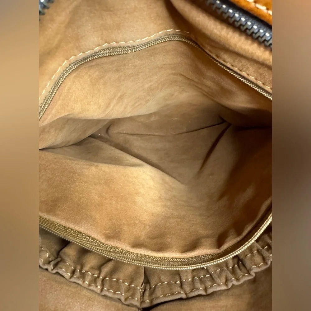 #151 Patricia Nash Florence Poppy Tooled Floral Leather Shoulder Tote Bag - Picture 14 of 16